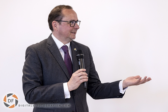 Oberbürgermeister Thomas Kufen hält eine Rede Thomas Kufen