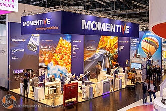 Foto vom Messestand aus erhöhter Position Messestand