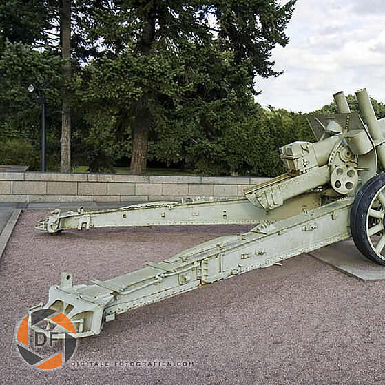 Berlin_Sowjetisches Ehrenmal Tiergarten_002