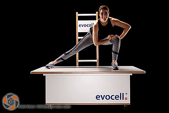 Sportbereich mit weiblichen Modell