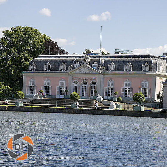 Schloss-Benrath-03