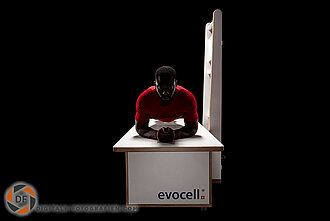 Sportbereich mit männlichen Modell