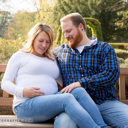 Babybauch_Shooting_im_Gruga_Park_in_Essen