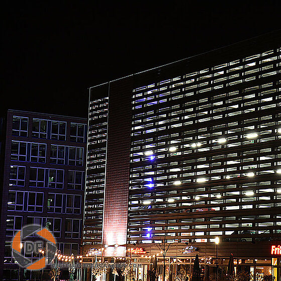 Duisburg_Innenhafen_Parkhaus_02