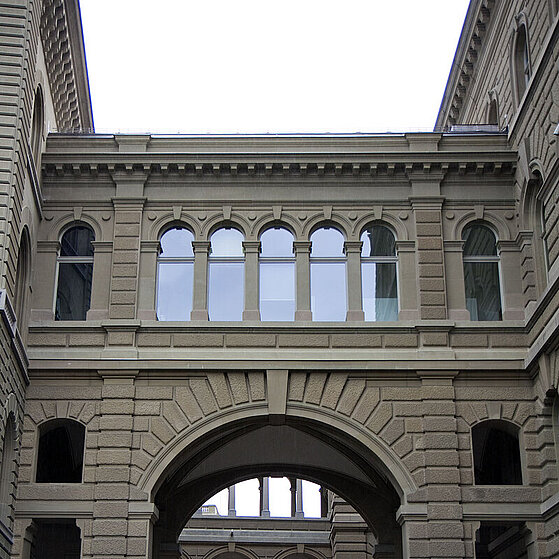 Bern-Bundeshaus-Durchgang