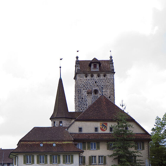 Bern-Schloss_Aarwangen-1