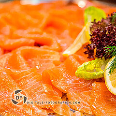 Feine Lachsstreifen mit Zitrone und Dill Lachs