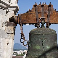 Glocke auf dem Turm von Pisa Glocke