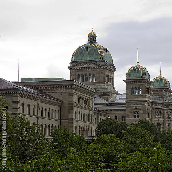 Bern-Bundeshaus-2