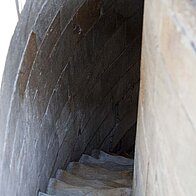 Die Treppen zum höchsten Punkt auf dem Turm Treppen