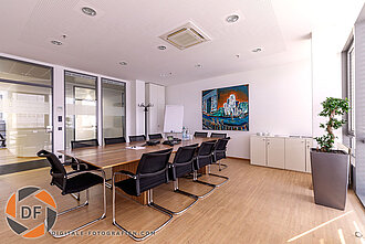 Immobilienfotos vom Konferenzraum Konferenzraum