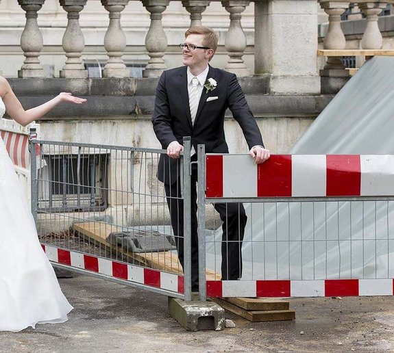 Brautpaarshooting-auf-der-Baustelle