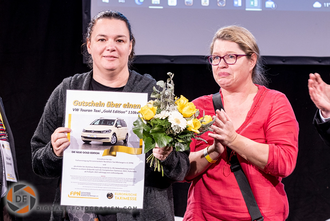 Preisvergabe an den Gewinner der Taxi Messe Preisvergabe