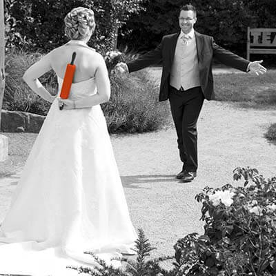 Hochzeitsfotos von trendige Brautpaar Shootings im Park und on Location Brautpaar Shooting trendig